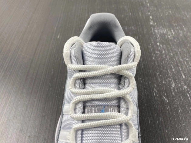 Low 11 Cement AV2187-140 Air Jordan Grey 0823